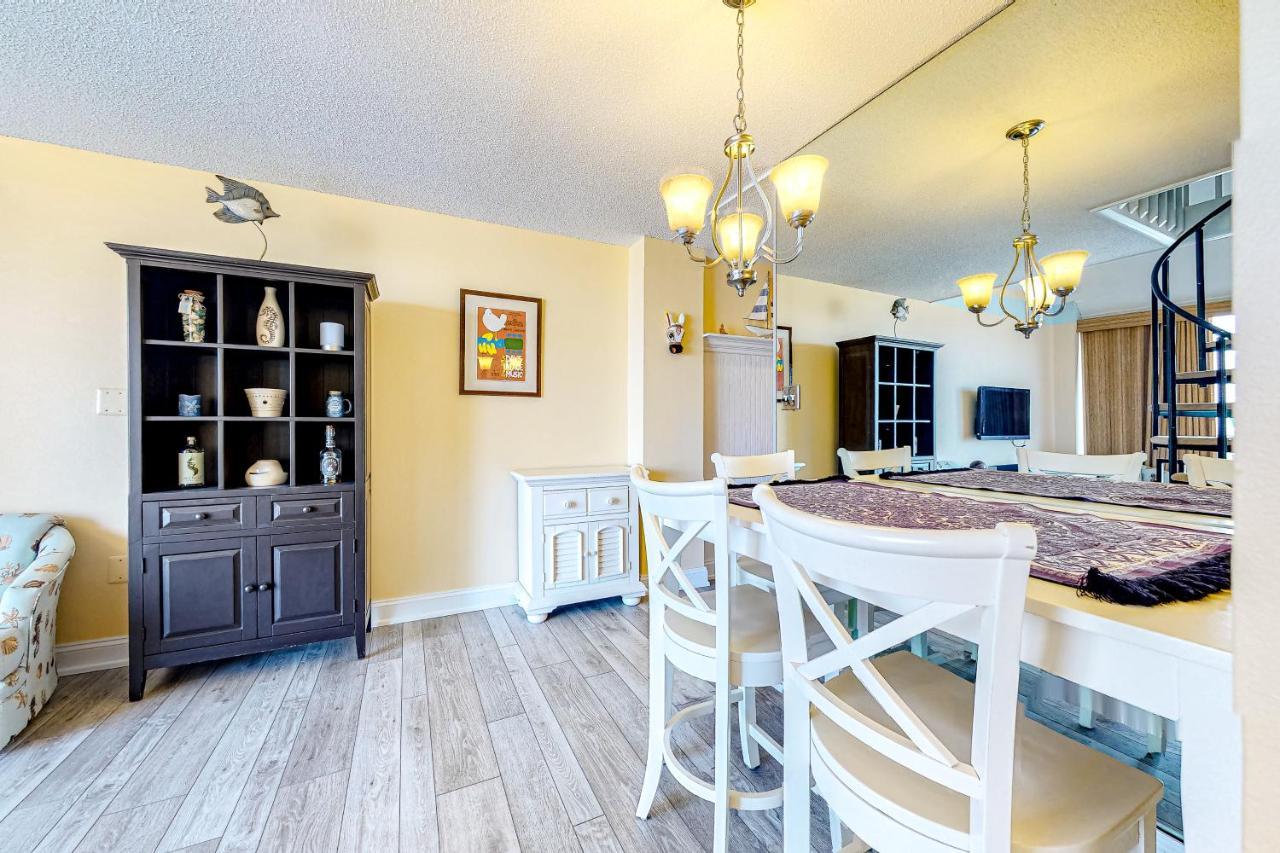 Apartment Sea Colony --- 909 Annapolis House *