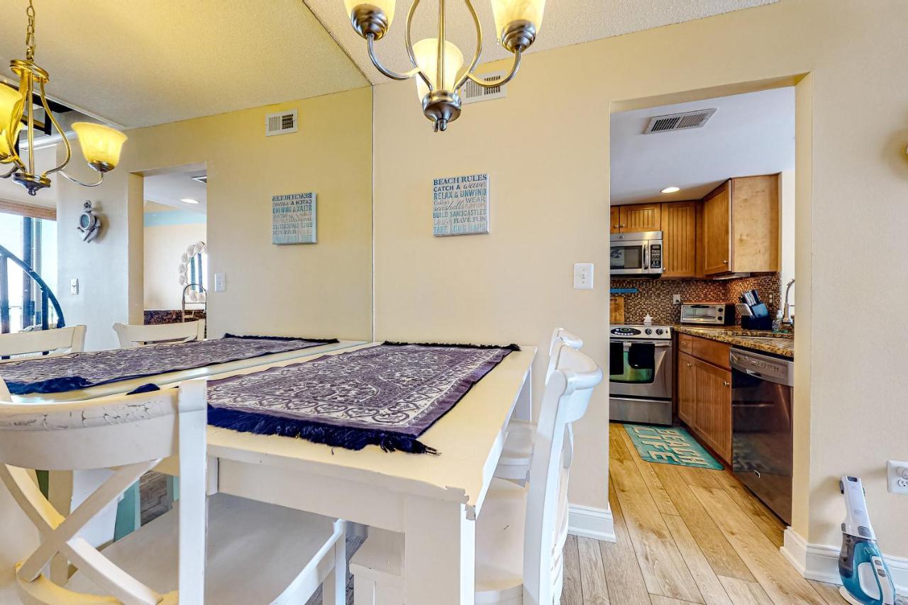 Sea Colony --- 909 Annapolis House Apartment